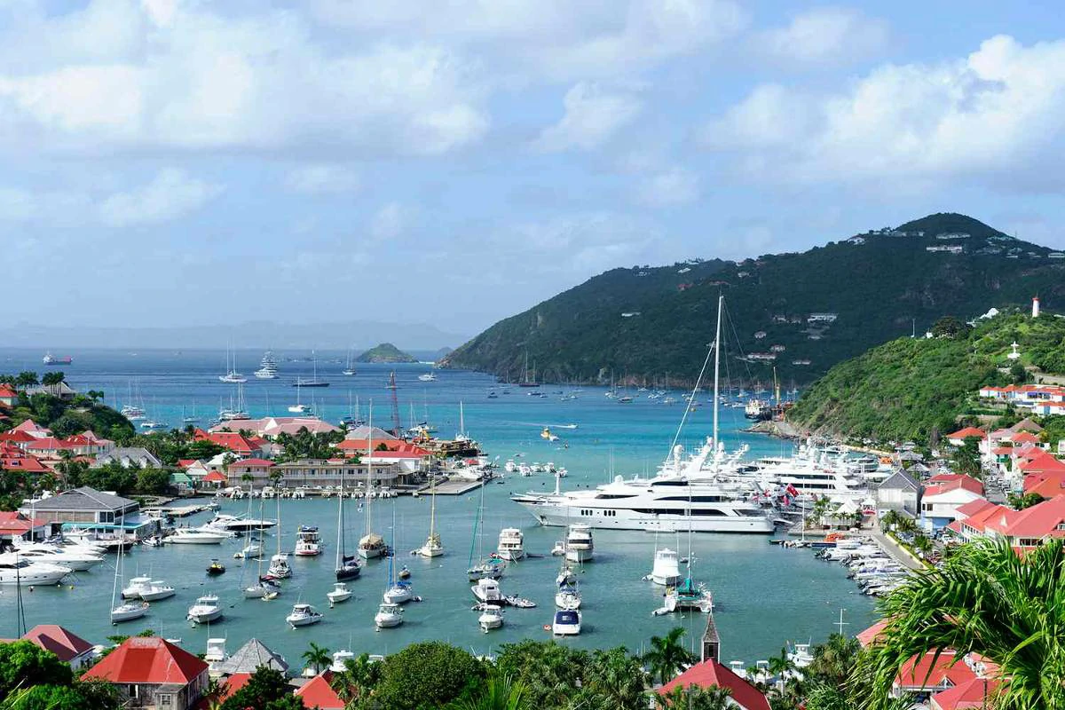 Can I find all-inclusive vacations in St. Barts