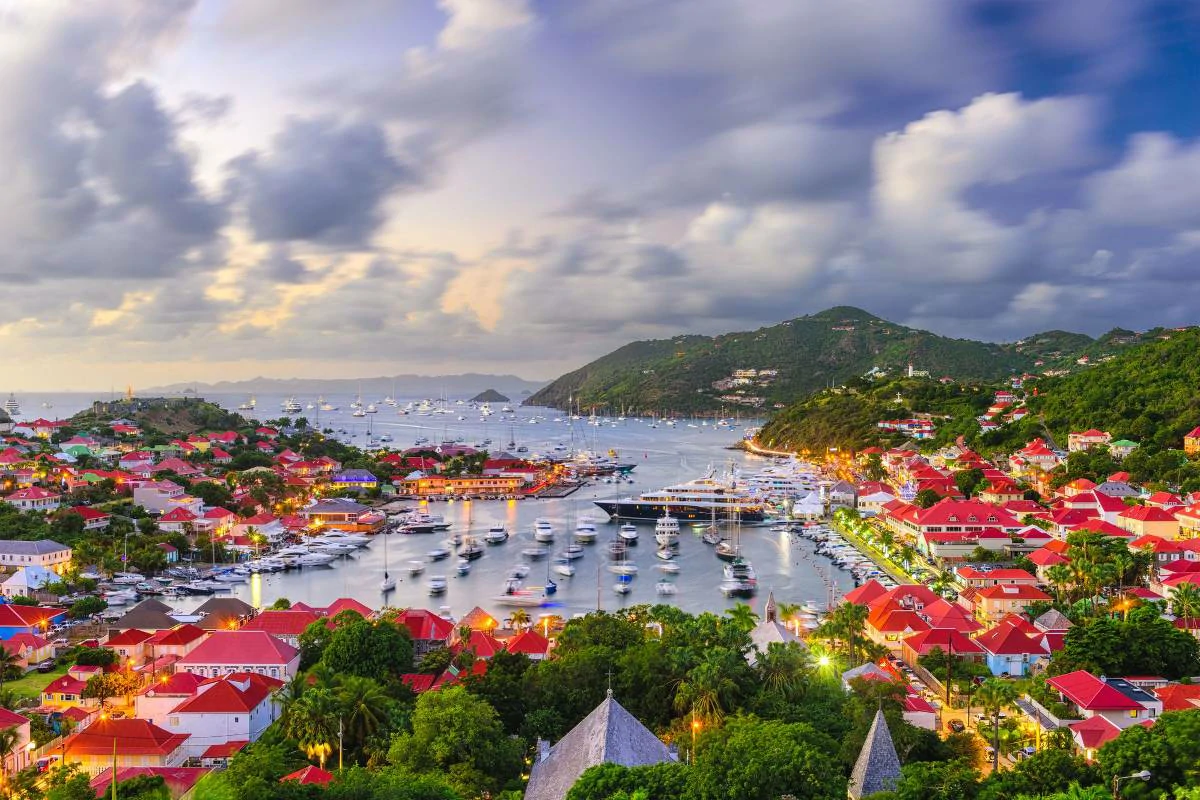 Can I find all-inclusive vacations in St. Barts