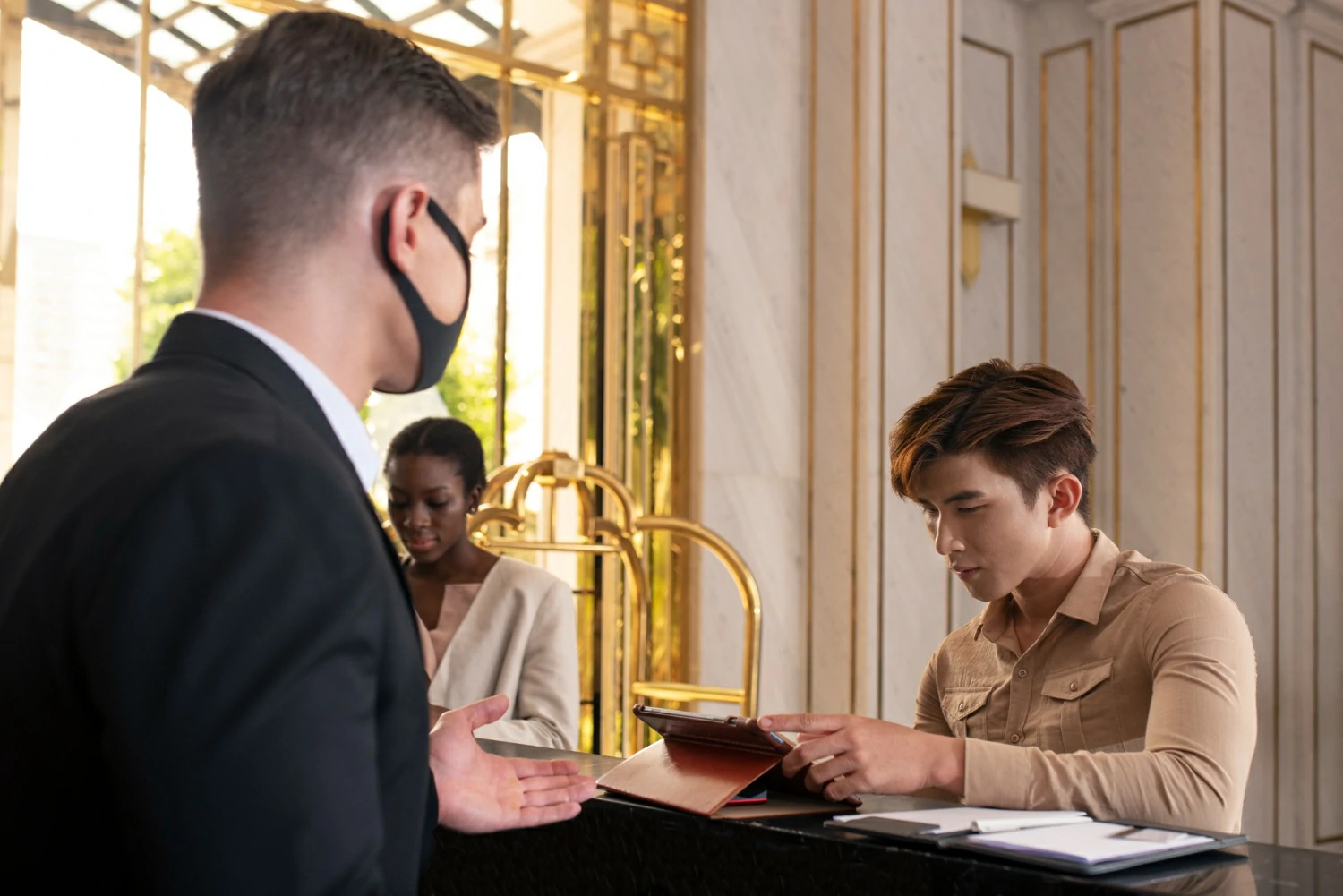 What Is Late Check-Out In a Hotel?