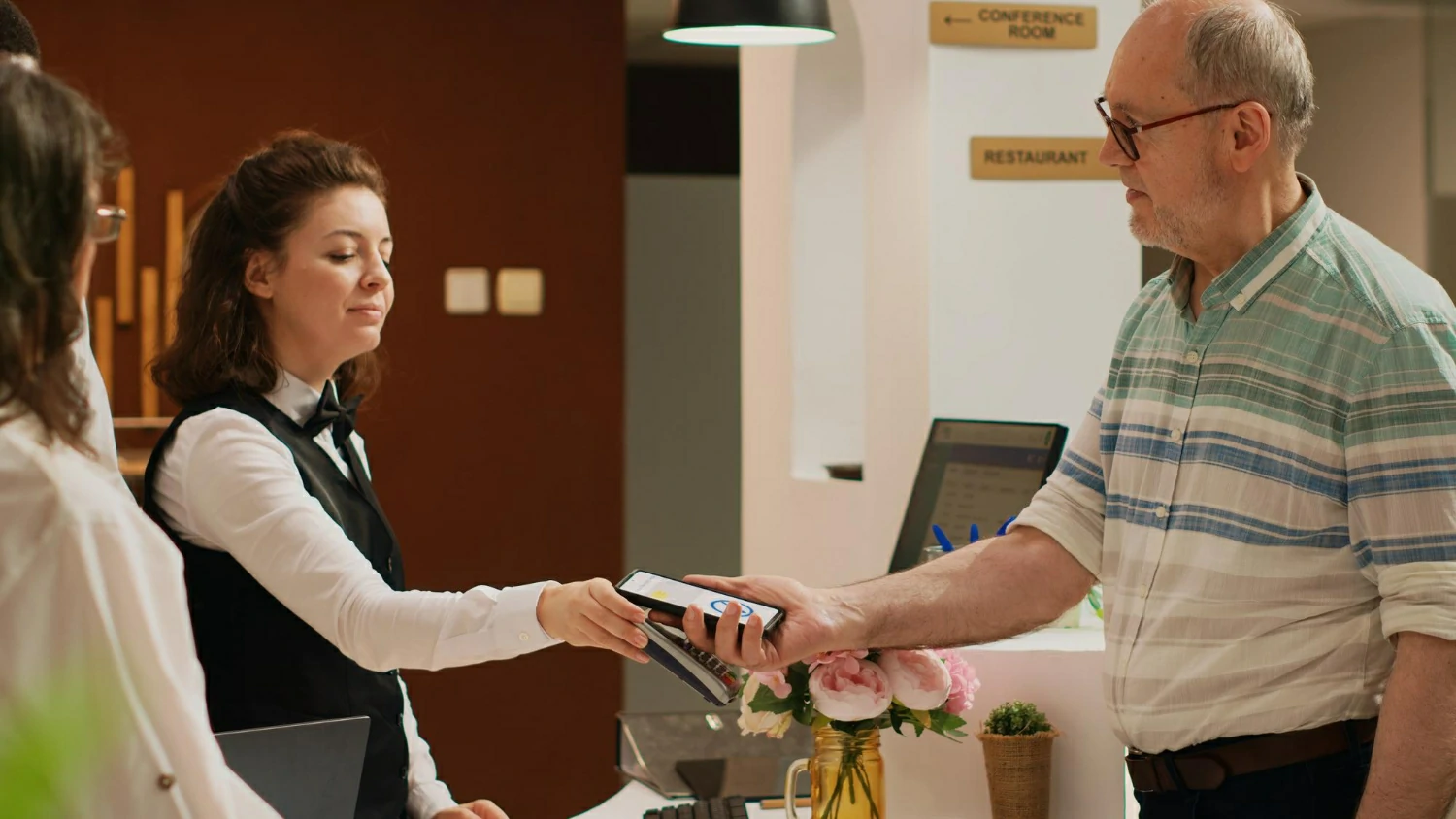 Can You Receive Mail at a Hotel?