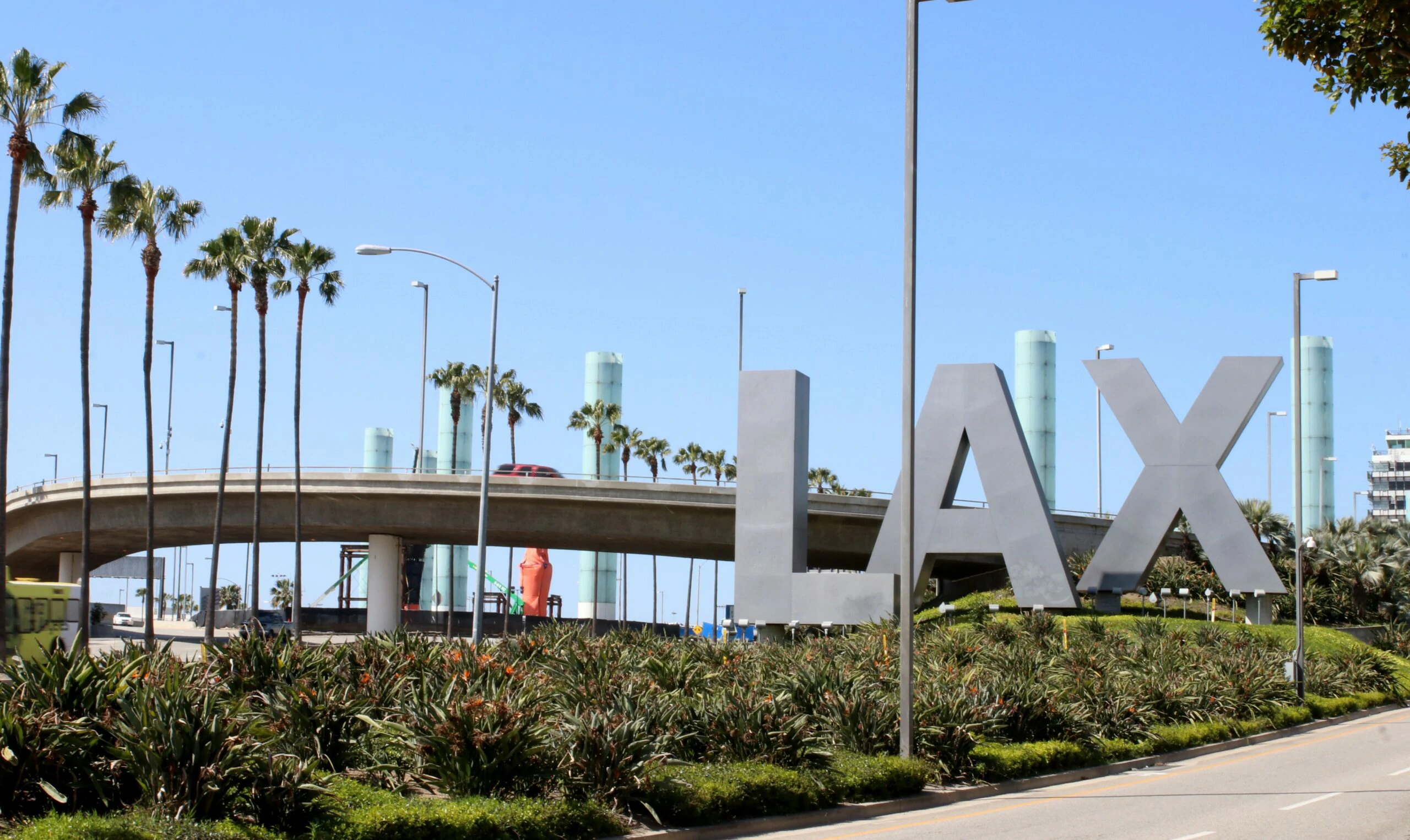 Hotels Near LAX with Shuttle Services