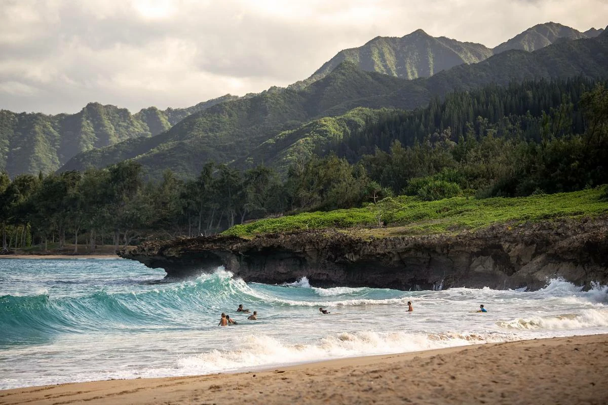 When is the best time to go to Hawaii