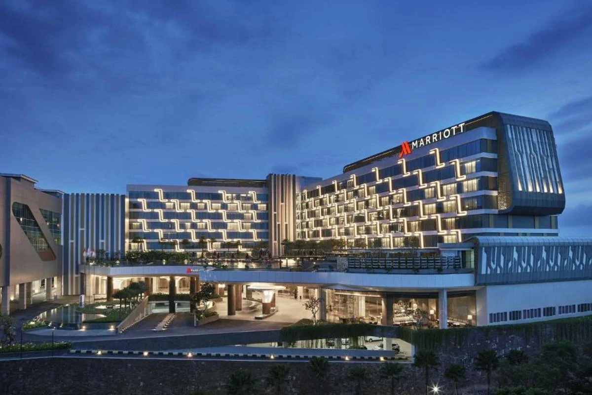 Are Marriott Hotels Franchised?